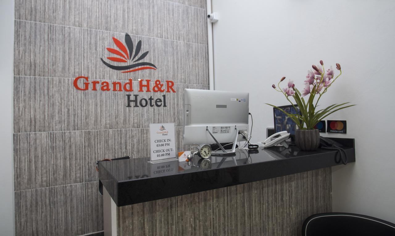 Hotel Grand H&R Villeta Buitenkant foto