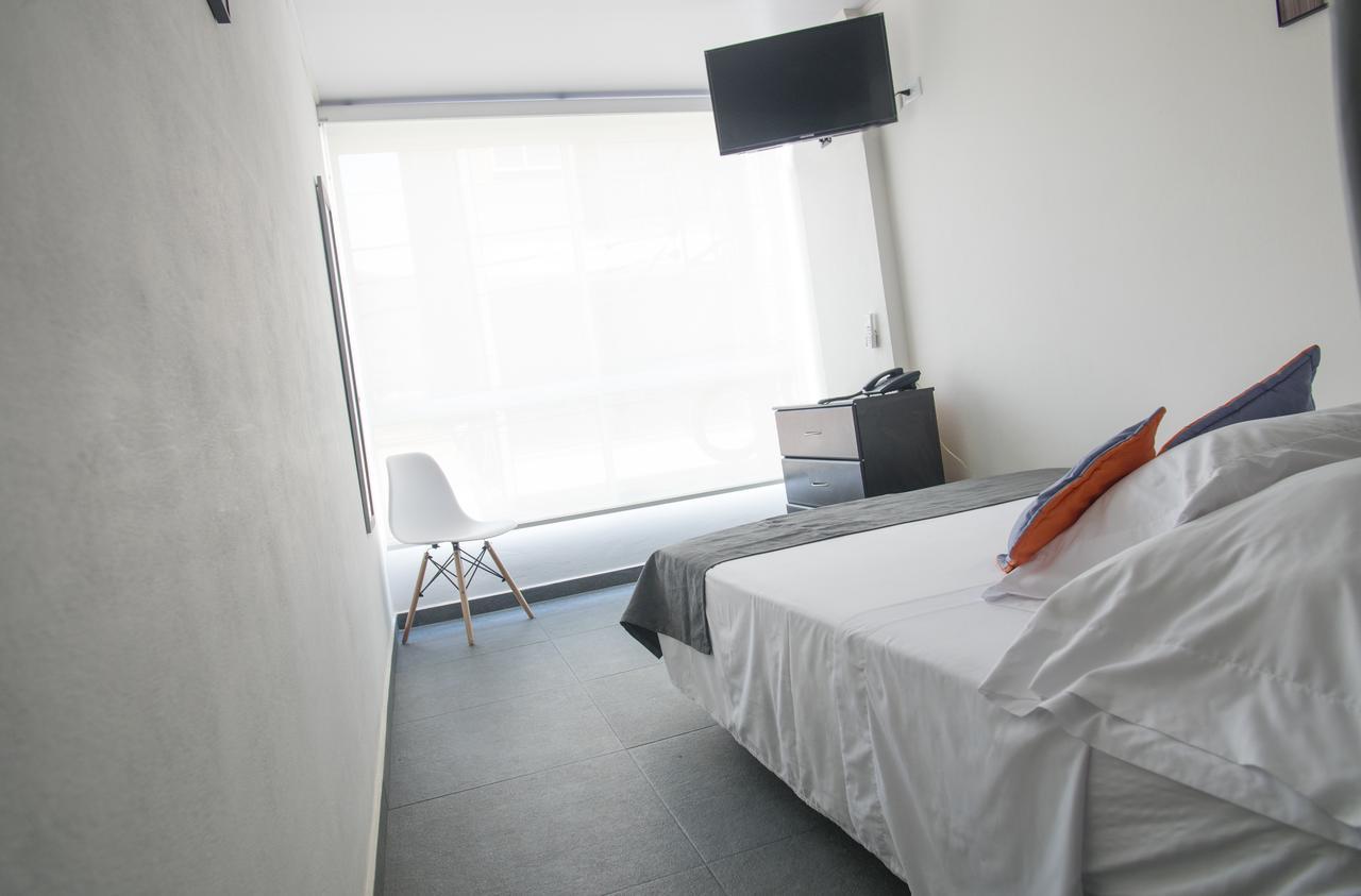 Hotel Grand H&R Villeta Buitenkant foto